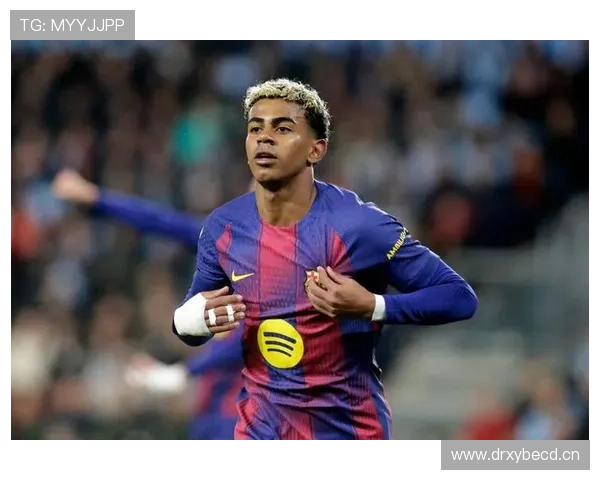 姆巴佩中锋尝试