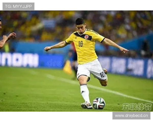 巴拉圭队关键球员近期表现稳健,攻防两端作用显著 巴拉圭队关键球员近期表现稳健,攻防两端作用显著