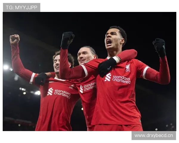 阿利松与范戴克:利物浦统治级防线组合解析 阿利松与范戴克:利物浦统治级防线组合解析