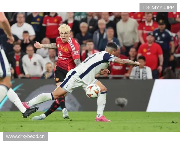 热刺高位压迫下易遭快速反击,防守转换稳定性面临考验 热刺高位压迫下易遭快速反击,防守转换稳定性面临考验